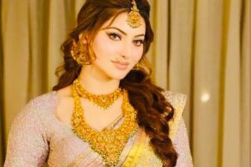 Urvashi Rautela flaunts her diamond jewellery when talk about Saif Ali Khan being stabbed