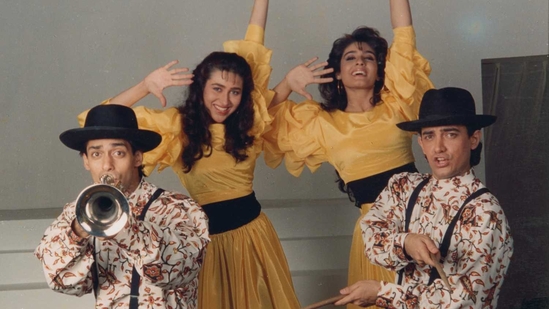 Aamir Khan recalls Karisma Kapoor-Raveena Tandon’s war during Andaz Apna Apna