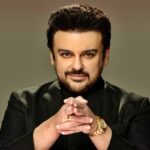 ‘ভারত থেকে বেরিয়ে যাও’ মন্তব্যে প্রাক্তন পাক মন্ত্রীকে ‘অজ্ঞ বোকা’ বললেন আদনান সামি